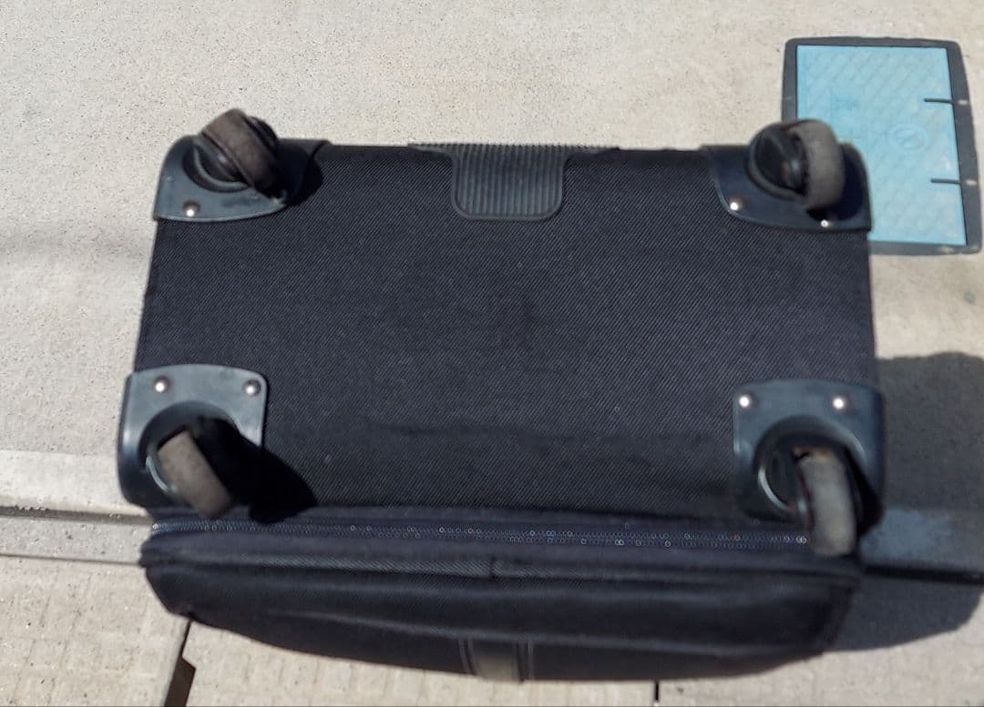 大型ソフトスーツケース 中古 キャリーケース キャリーバック