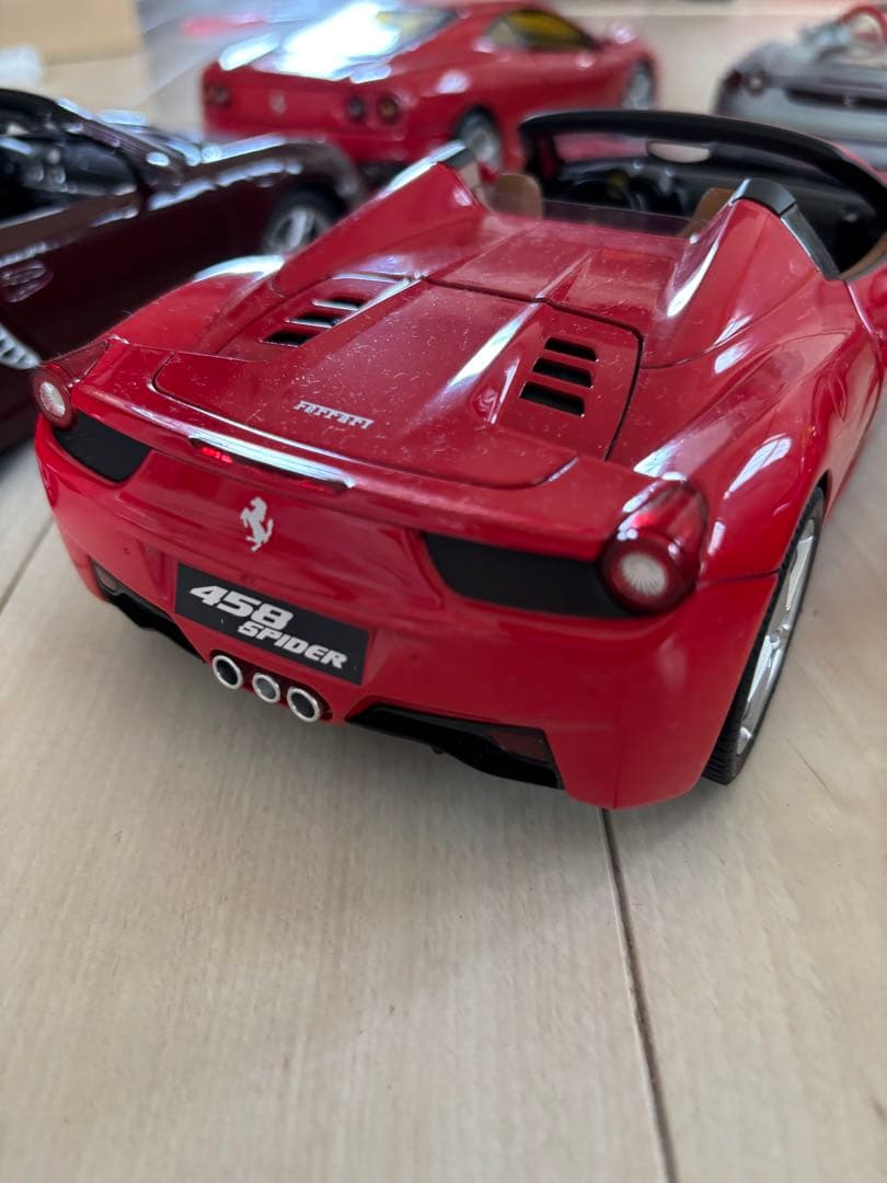 1/18スケール　フェラーリF40、288GTO等　ミニカー　8台セット
