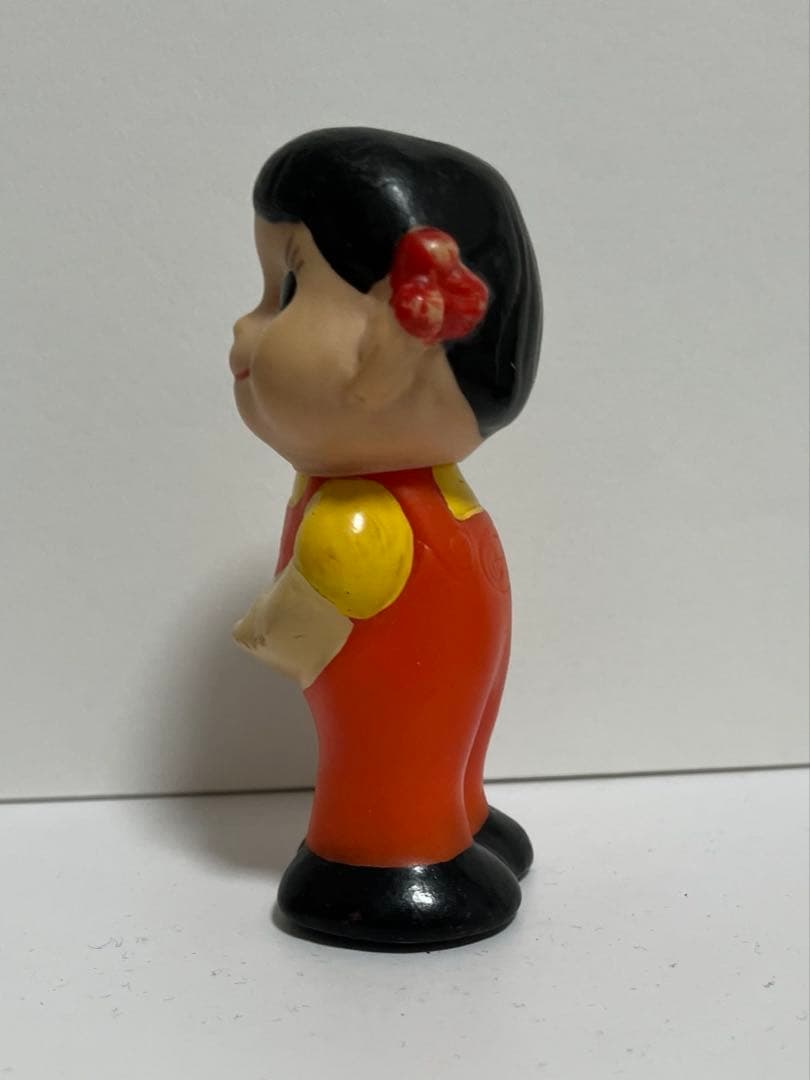 不二家 ペコちゃん ソフビ　フィギュア　マグネット 磁石付　手塗り 昭和レトロ