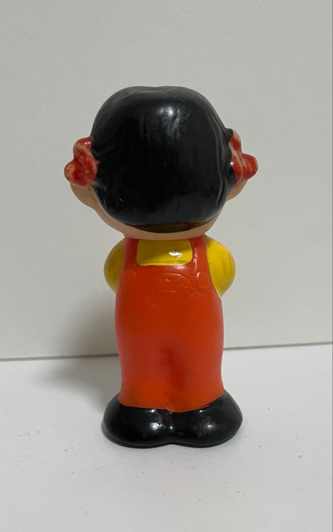 不二家 ペコちゃん ソフビ　フィギュア　マグネット 磁石付　手塗り 昭和レトロ