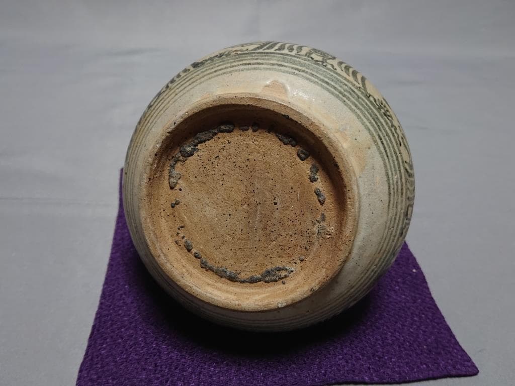 コレクター収集　タイ　スワンカローク　鉄絵 五鳥図　水注　15～16世紀