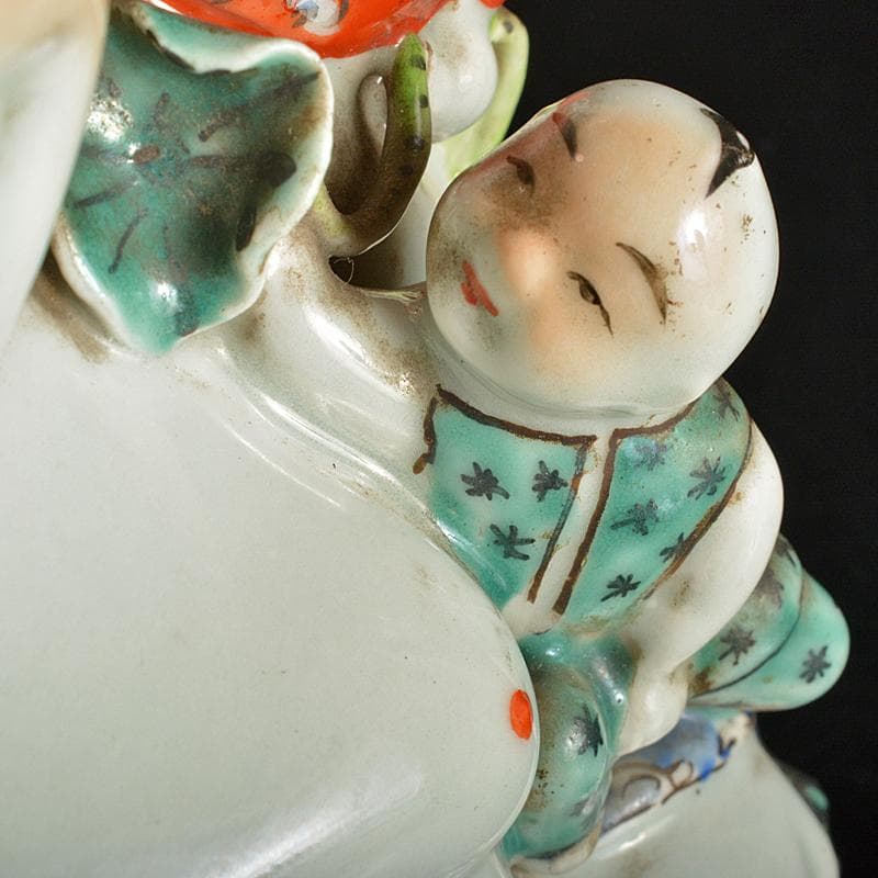 中国　景徳鎮　粉彩　布袋唐子像　置物　H　R6992