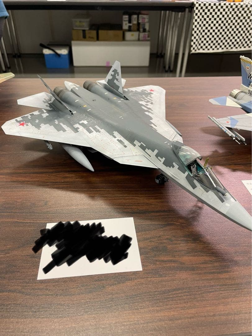 【完成塗装品】1/48 ズベズダ Su-57 フェロン