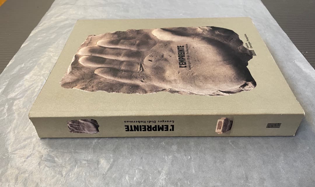 ディディ＝ユーベルマン『痕跡展（L'empreinte）』カタログ、1997年。