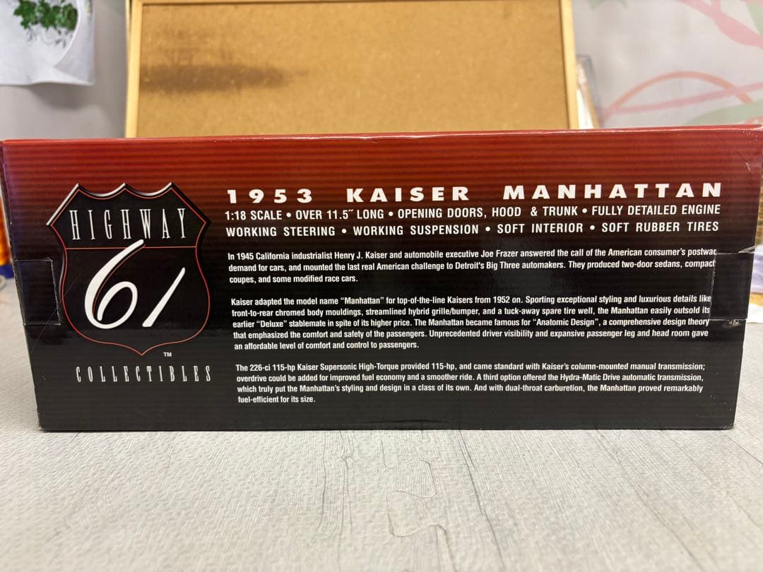 1/18 絶版　ミニカー　KAISER MANHATTAN HIGHWAY61