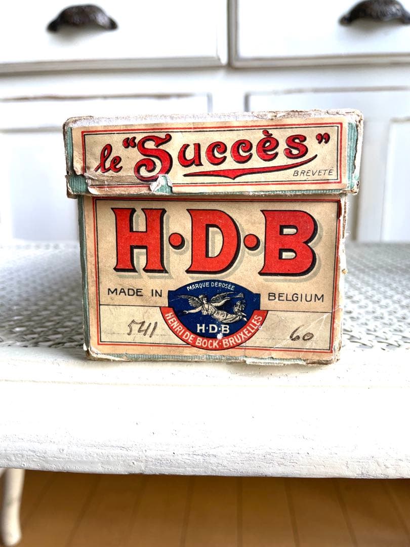 ♡ 希少　ベルギーアンティーク　コルセットボックス① ミューズ　ヴィクトリアン