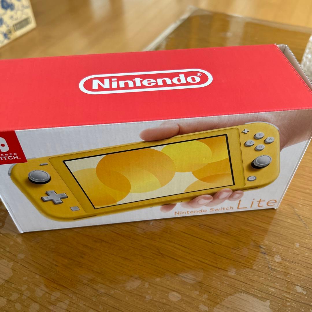箱付き　Nintendo Switch Lite イエロー　ジャンク扱いです。
