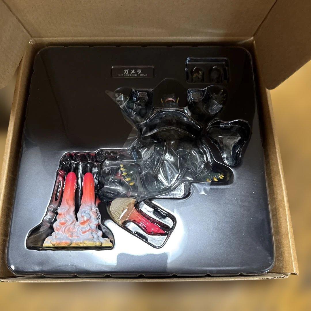 GAMERA THE BOX 限定フィギュア２体セット