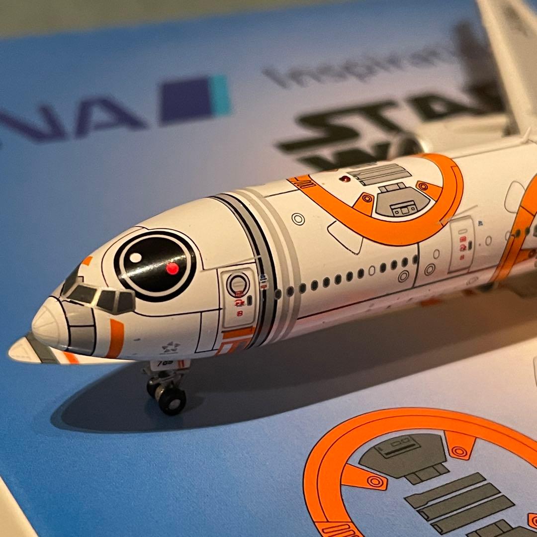 ANA 777-300ER スターウォーズ JA789A BB8 av 400