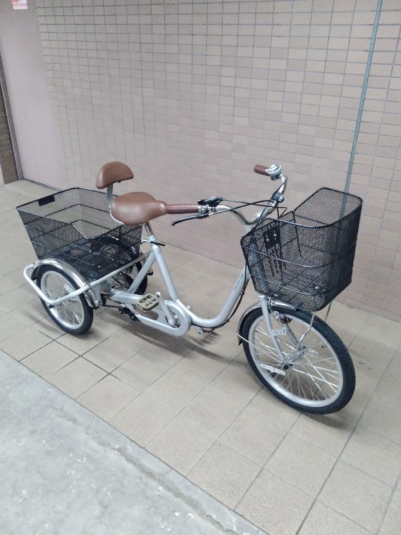 送料無料相談可！21Technology製！大人用三輪車！三輪自転車！美品！