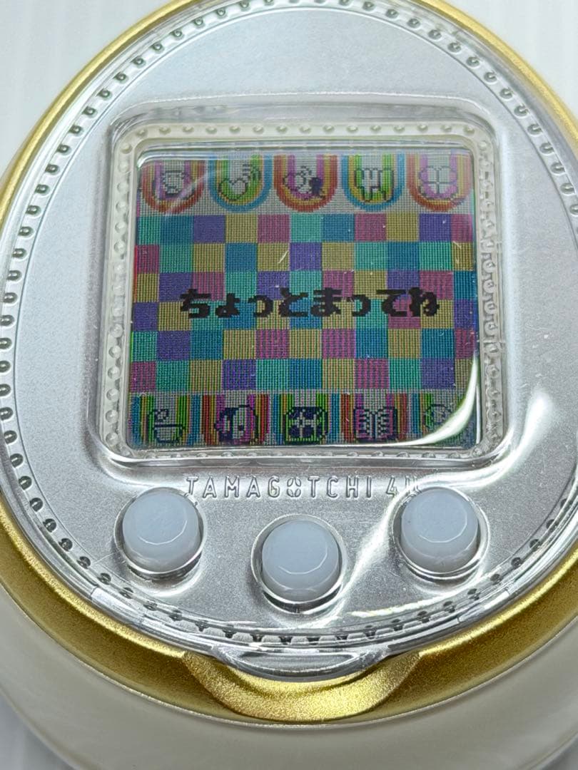 【美品】TAMAGOTCHI 4U ホワイト　たまごっち