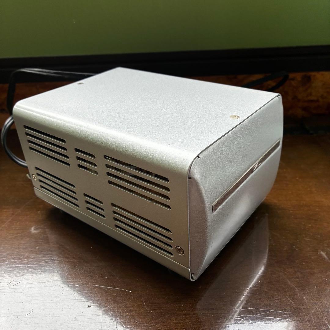 カシムラ　KASHIMURA 海外変圧器　1000VA 電圧変換器 シルバー