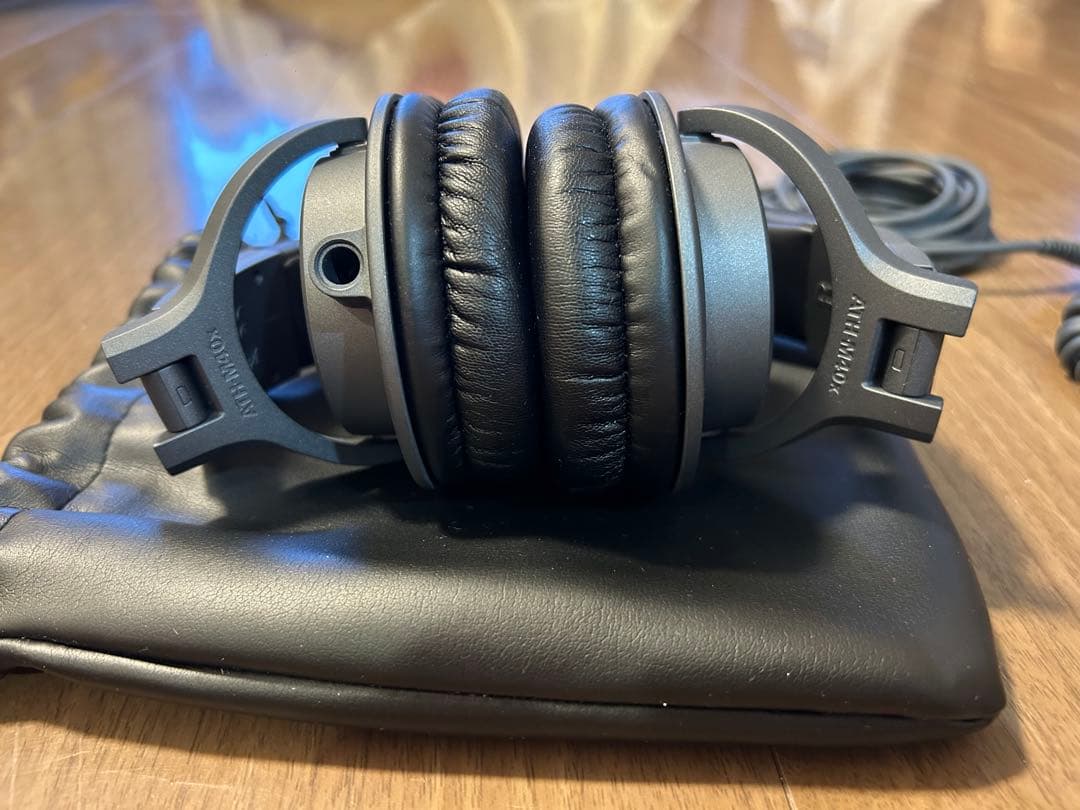 [未使用に近い] audio-technica ヘッドホン ATH-M40x