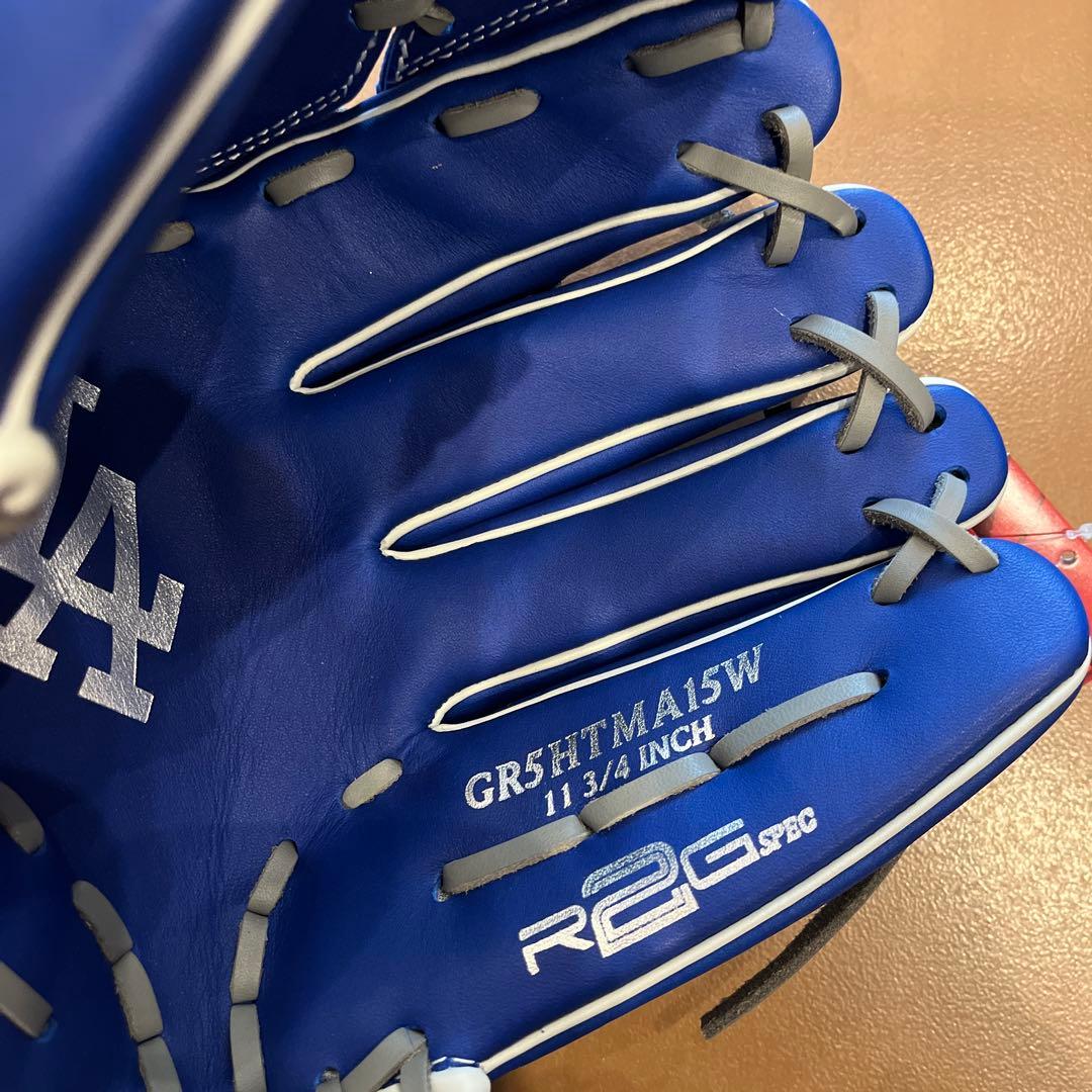 新品 値下げ中ローリングス軟式投手用 ドジャース