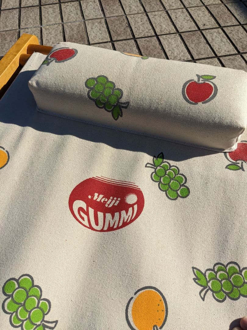 meiji GUMMI ビーチチェア 明治製菓 MEIJI メイジ 珍しいお品物