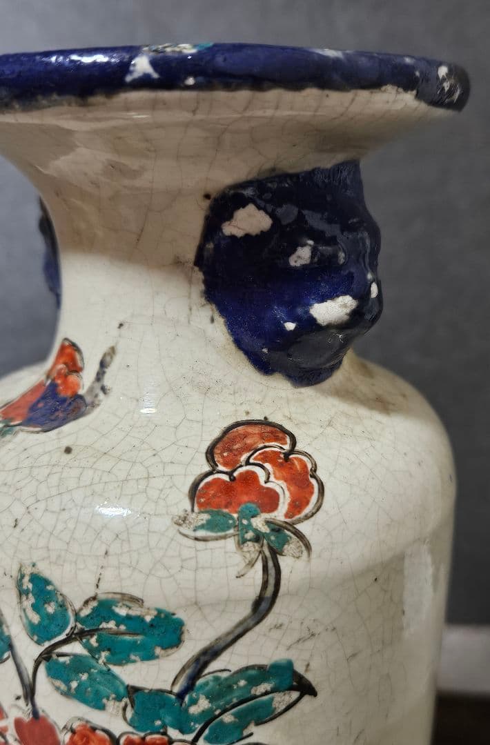 中国古美術　中国古陶磁器　清代　清朝期 色絵　古赤絵　鳥に花の図　広口瓶　花入れ