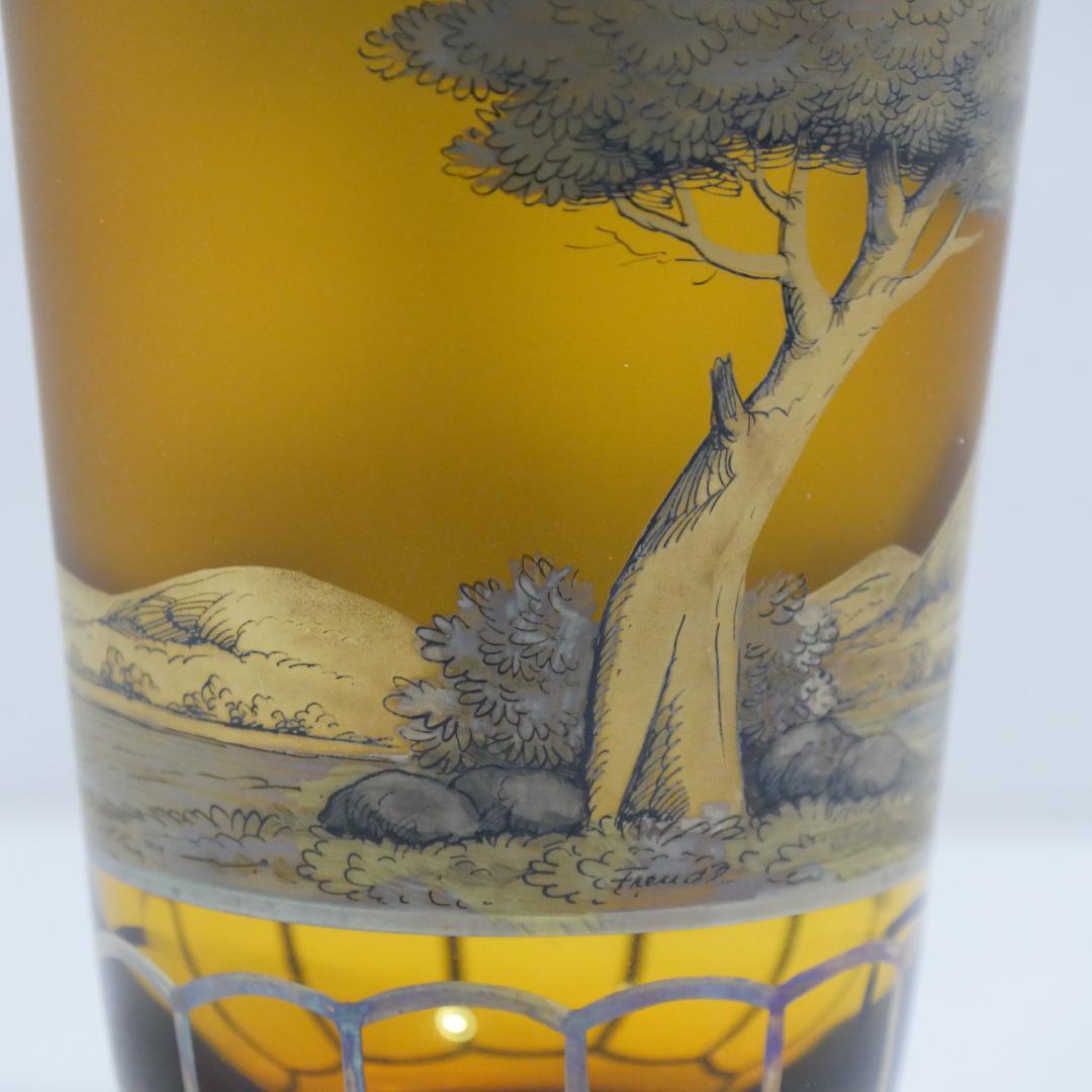 ボヘミアグラス：ペンドロイング・オブジェ（花器）