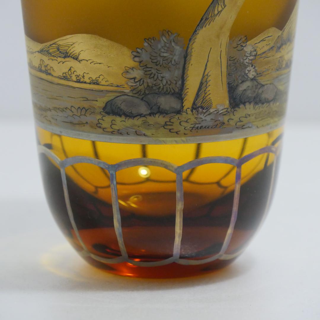 ボヘミアグラス：ペンドロイング・オブジェ（花器）