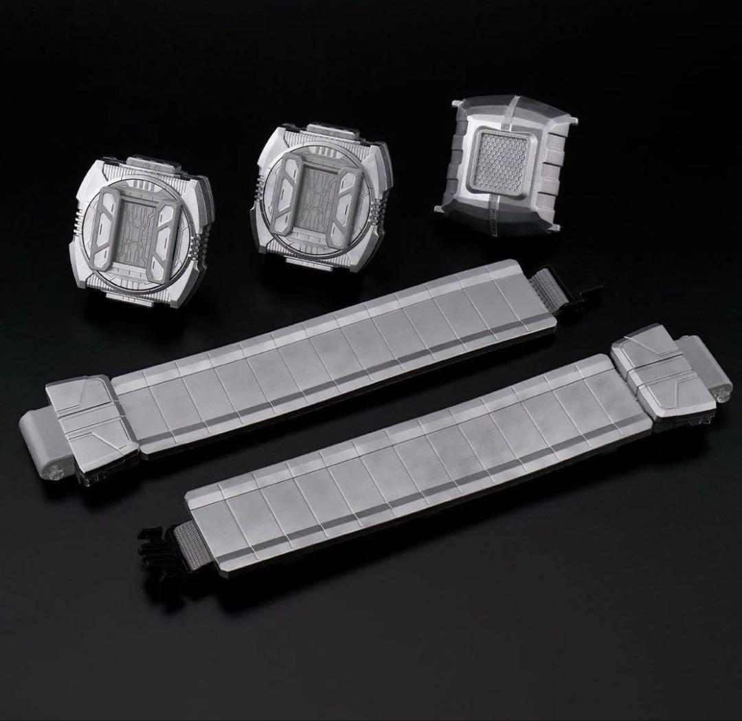 仮面ライダーギーツデザイアドライバーハイスペックベルト帯＆レイズバックルホルダー