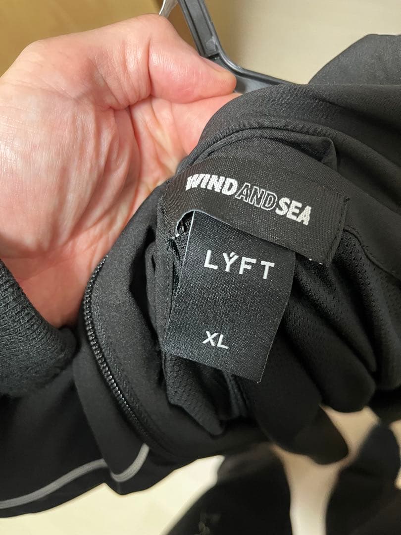 LYFT コラボパーカー