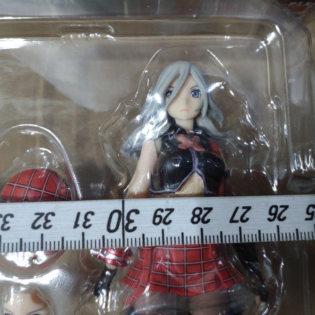 アリサ・イリーニチナ・アミエーラ 　神機銃形態