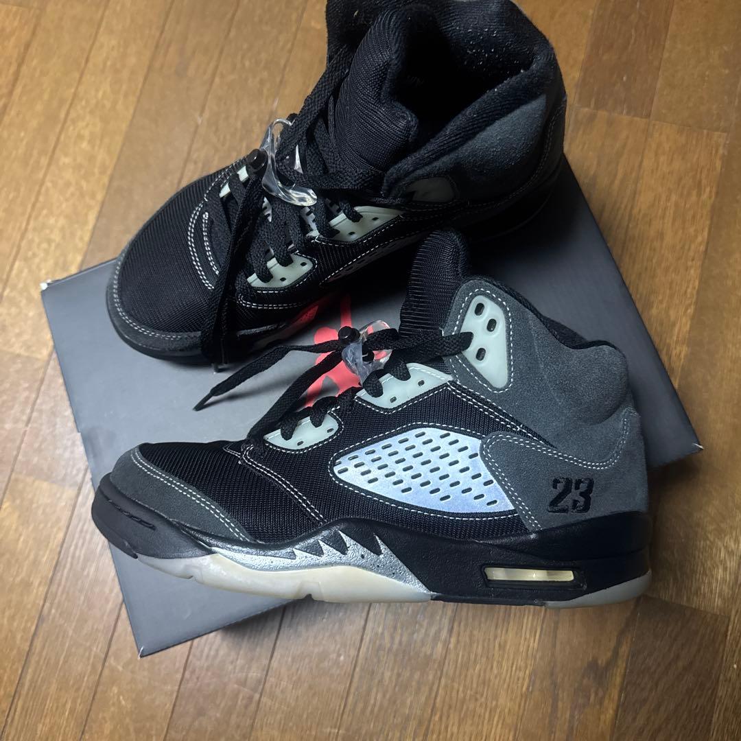 ナイキ エア ジョーダン 5 レトロ アンスラサイ