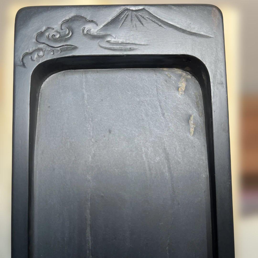 ⭕️雨端硯　祥雲に富士彫刻　11世　雨宮静軒　甲斐銘石　姿美しい　女性好み作品