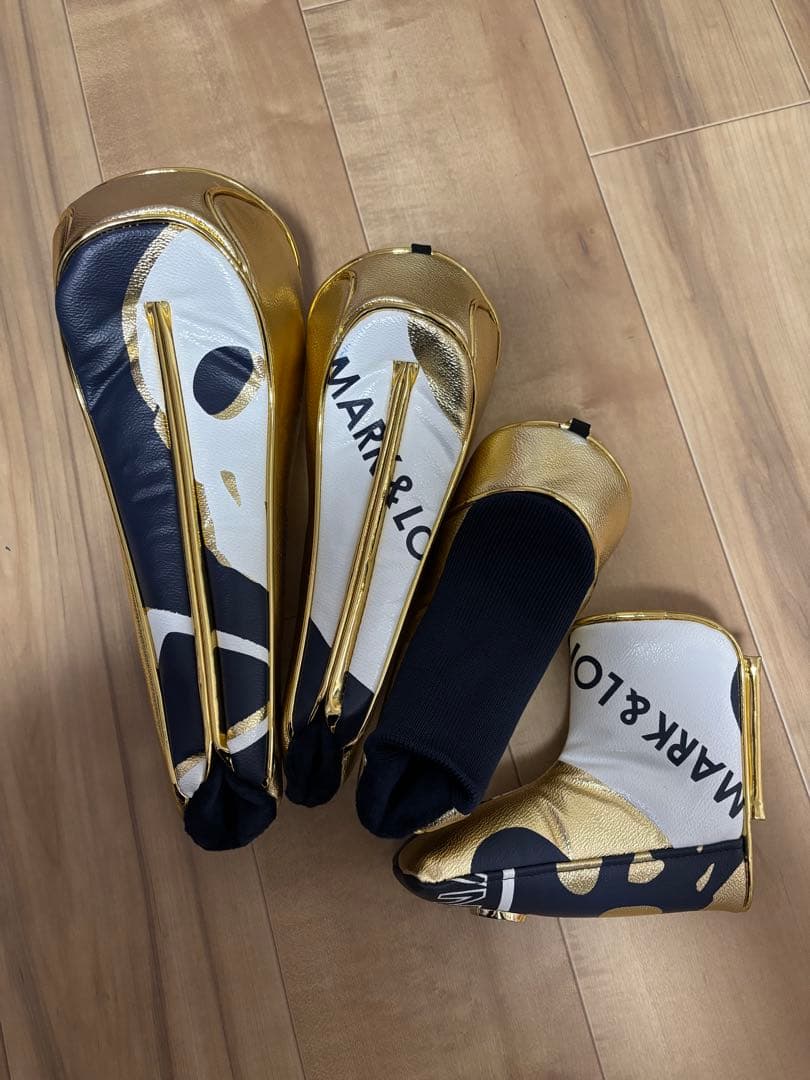 MARK & LONA キャディバッグ　ヘッドカバーセット