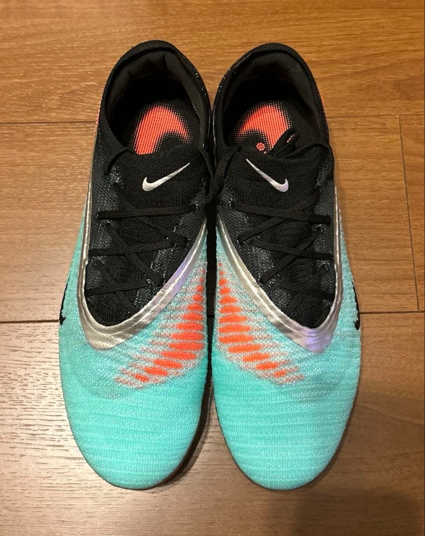 【ほぼ新品】NIKE PHANTOM6 LOW ELITE LE FG ナイキ