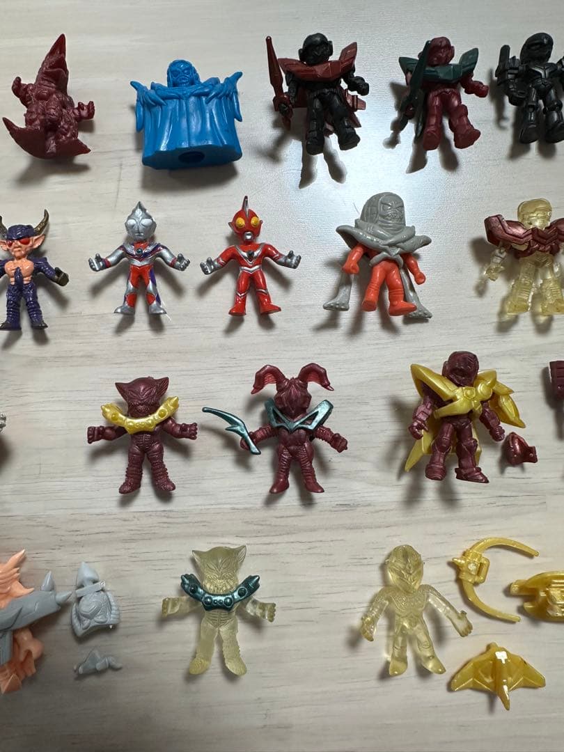 ウルトラマン　超闘士　ガチャ　グランドキング　ジャンク品