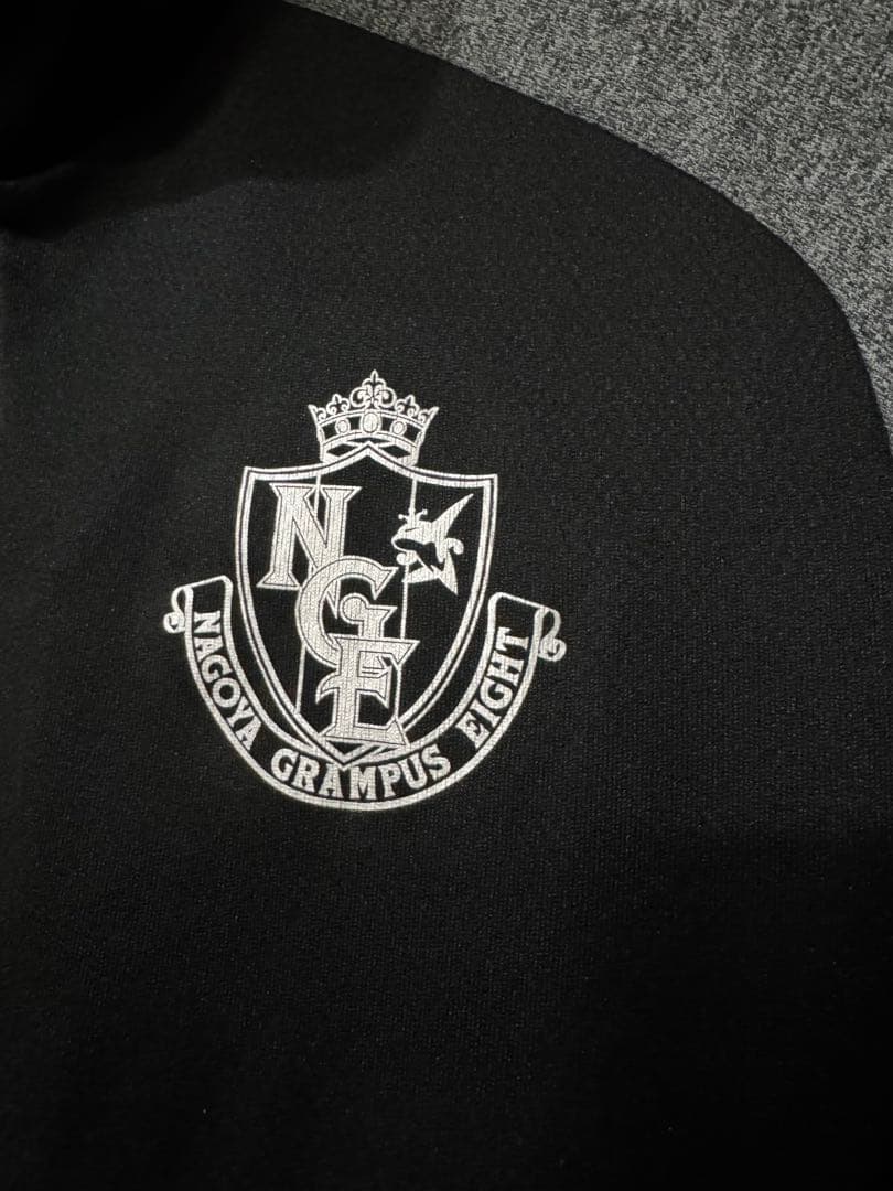 希少　美品　MIZUNO ミズノ　名古屋グランパス　支給品　トラックジャケット