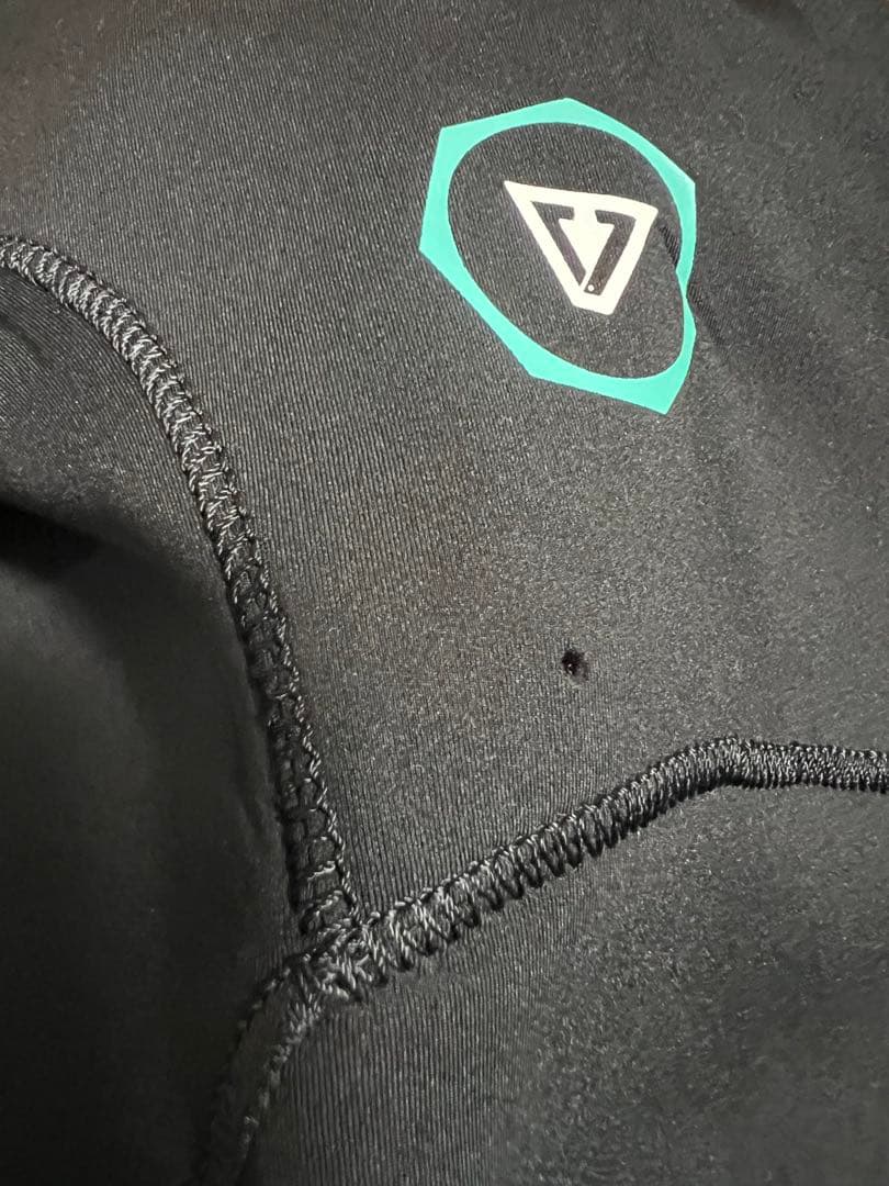 【試着のみ美品】VISSLA セブンシーズ 2-2mm スプリング M ヴィスラ