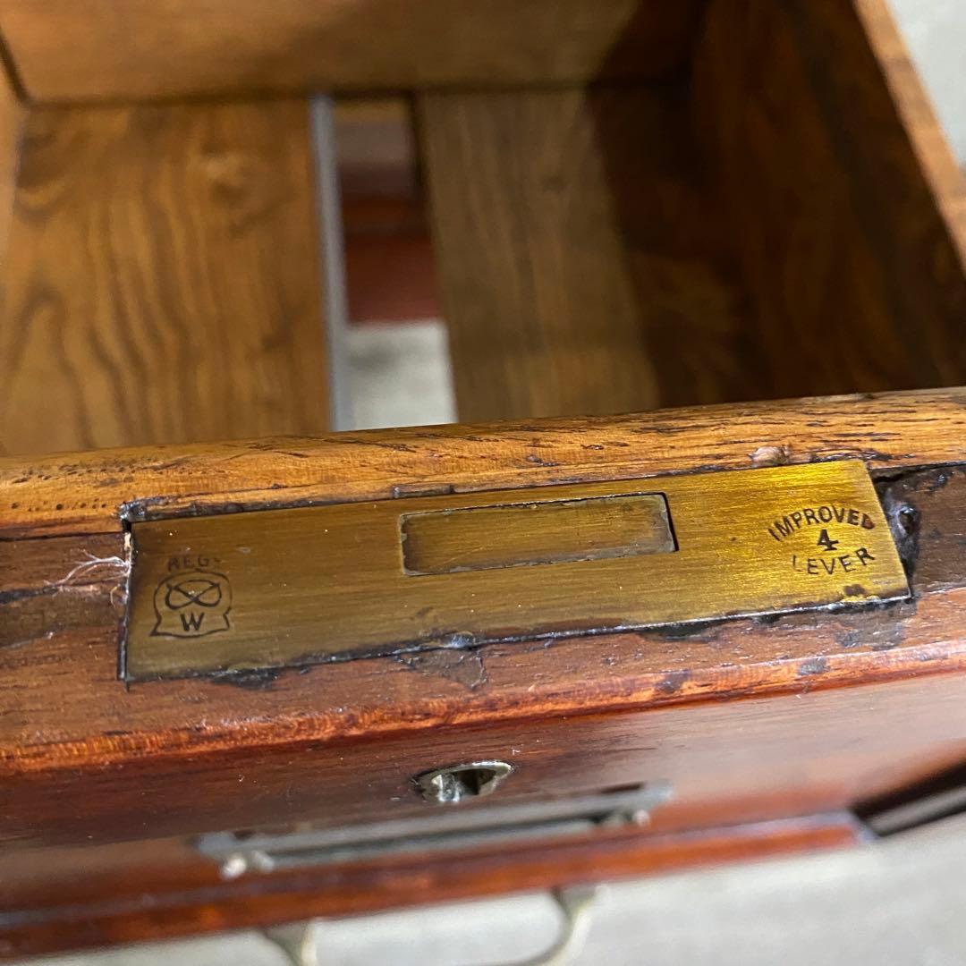 ANGUS LONDON ファイリングキャビネット　英国アンティーク