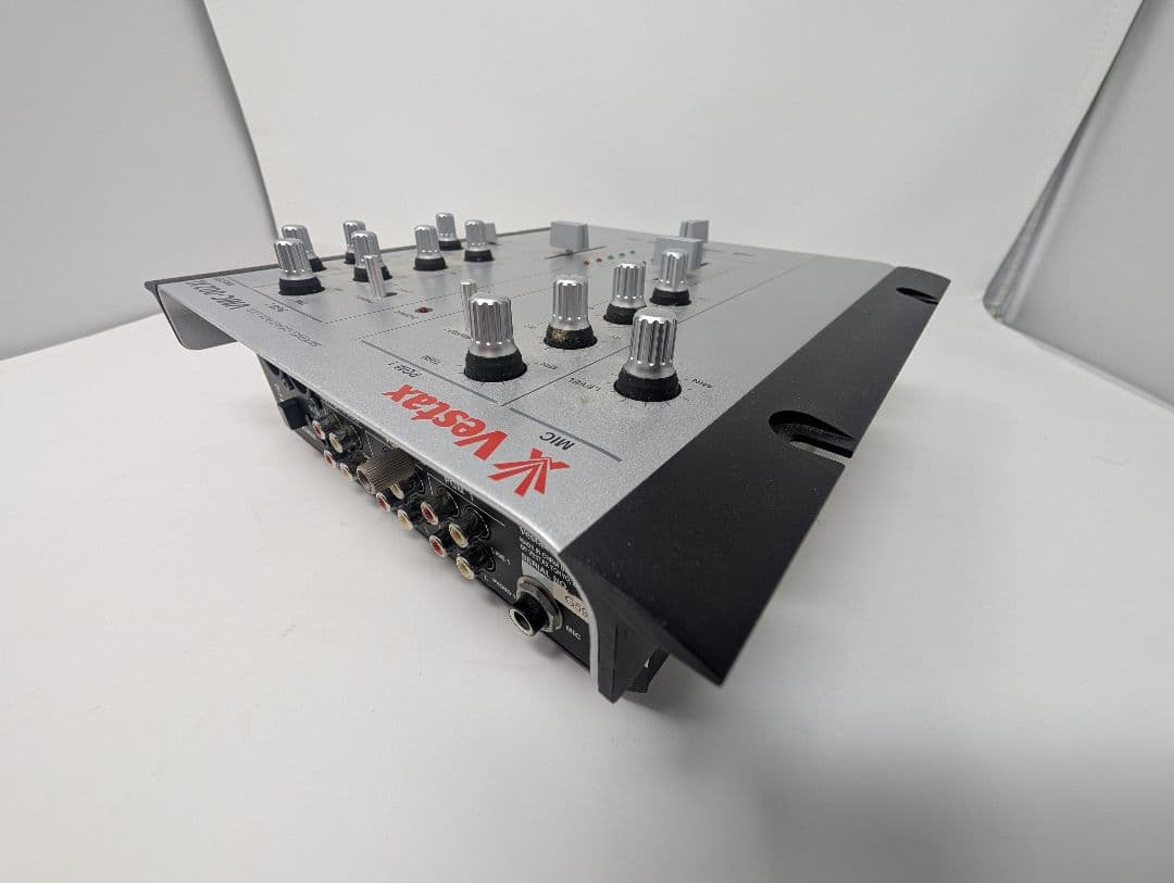 Vestax VMC-002XL DJミキサー 元箱あり リスニング使用のみ美品