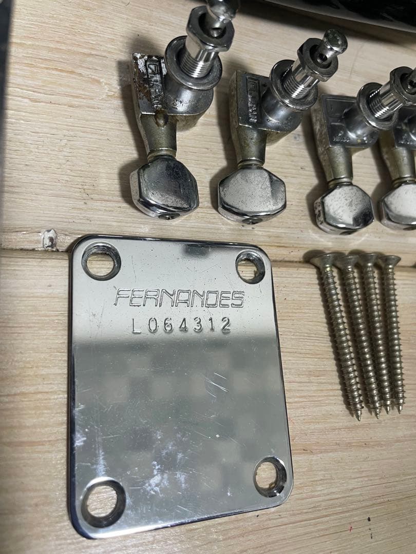 未完成　フェルナンデス　80'sストラトキャスター