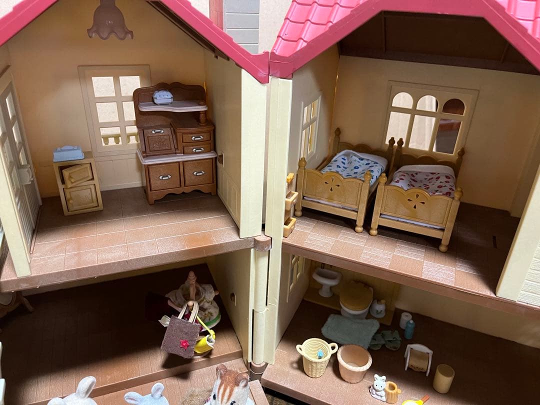 シルバニアファミリー　あかりの灯る大きな家　幼稚園