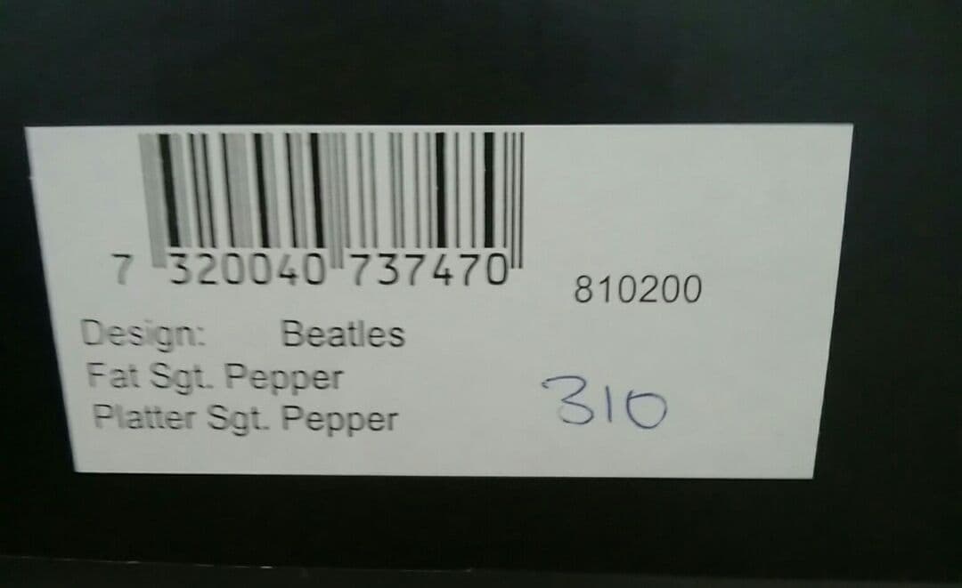 【全世界限定500枚】 スウェーデン製　ビートルズ　ガラス・プレート