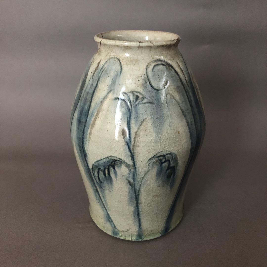 アンティーク小ぶりの壺　骨董