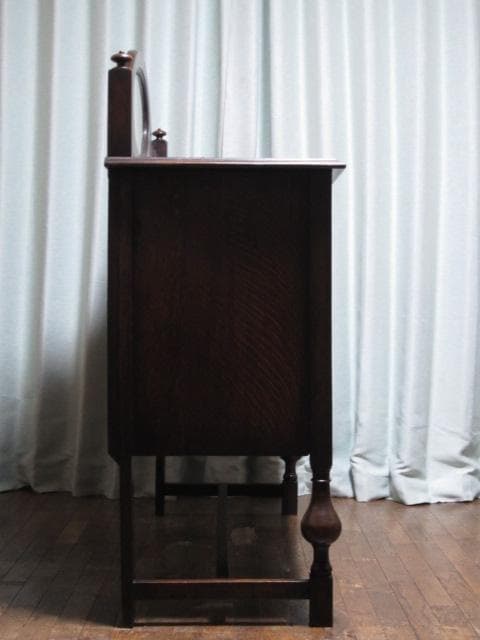 英国 イギリス アンティーク ジャコビアン様式 ブルボーズレッグ サイドボード