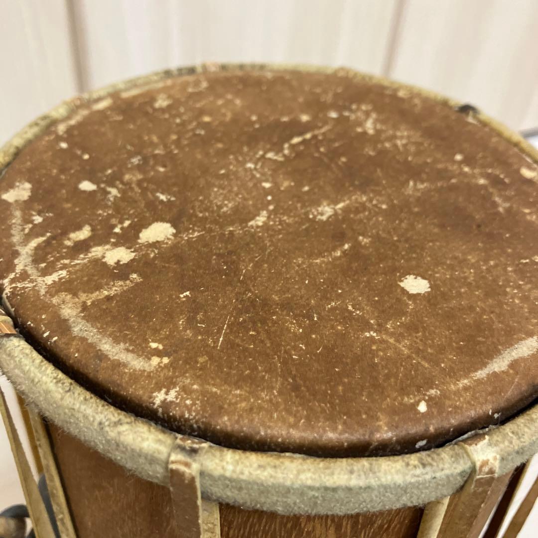 両面太鼓　ガムラン クンダン？　インドネシア　バリ　打楽器