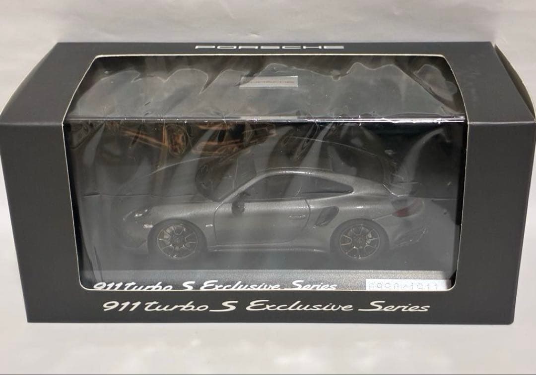 ポルシェ 911 ターボ S ミニカー（グレーメタリック）