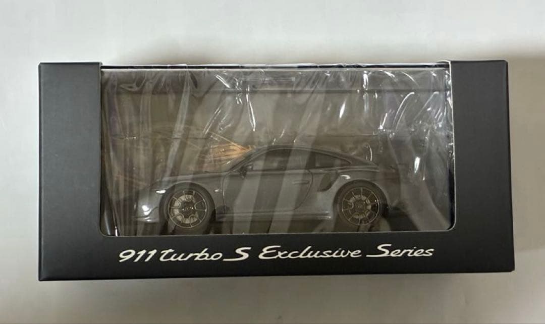 ポルシェ 911 ターボ S ミニカー（グレーメタリック）