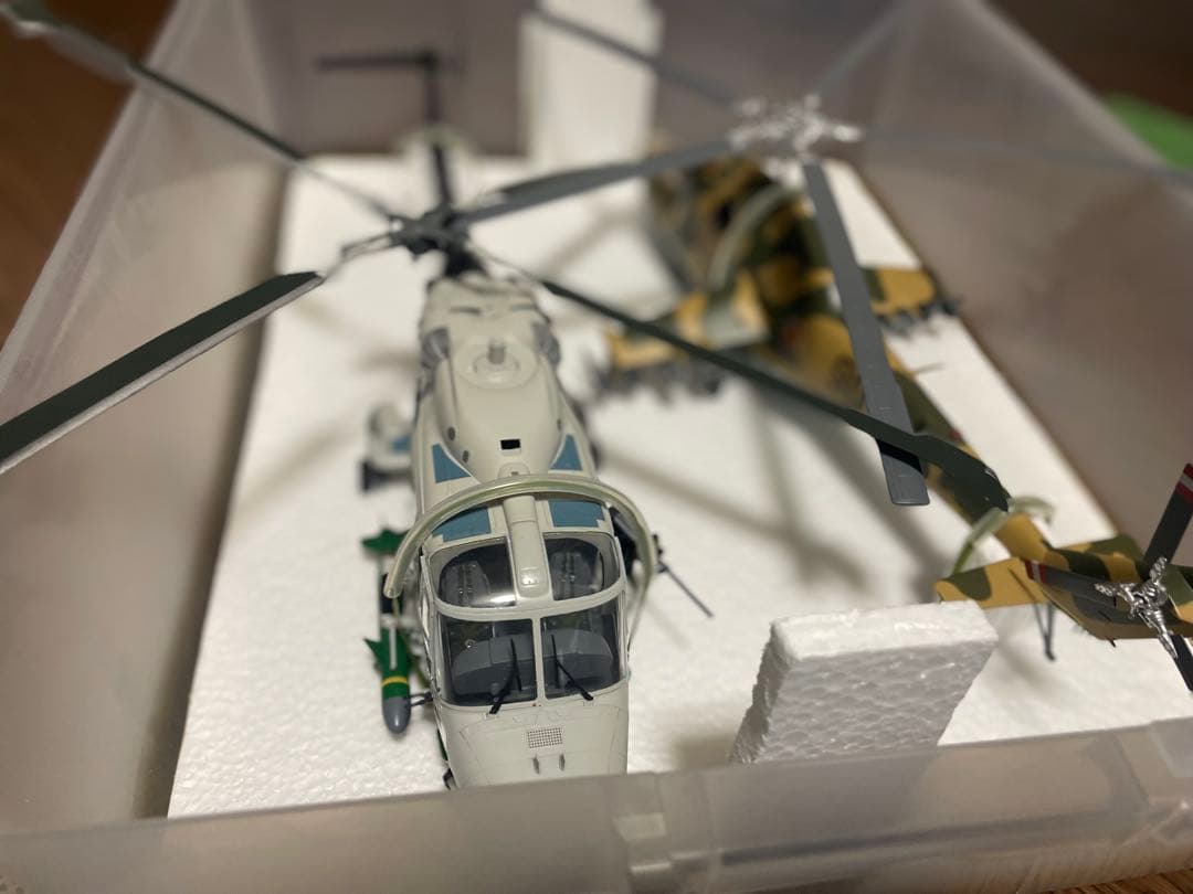 ヘリコプター 模型