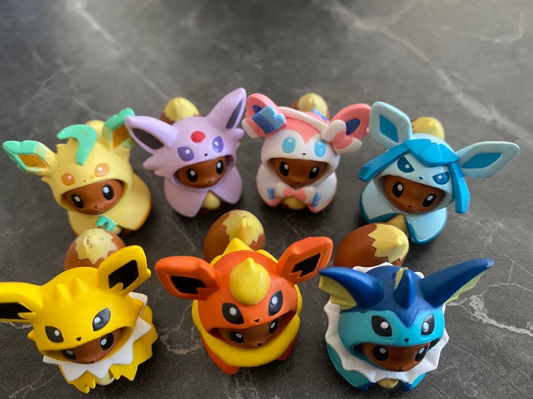 ポケモンセンター ポンチョを着たイーブイ ミニフィギュア 7種セット