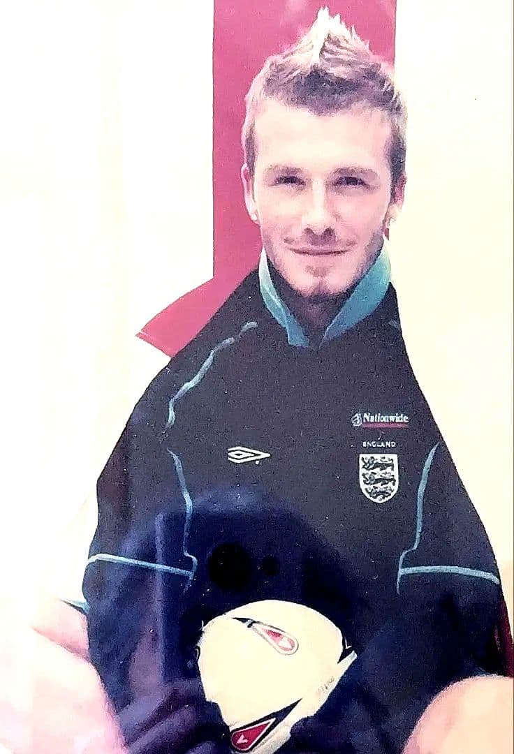2002年 David Beckham 直筆サイン入り記念 額縁付き