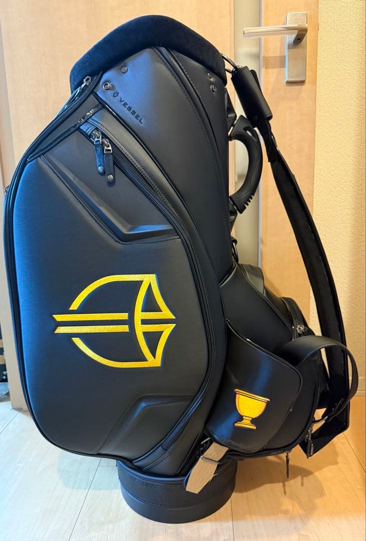 ベゼル2022 プレジデンツカップINTバック