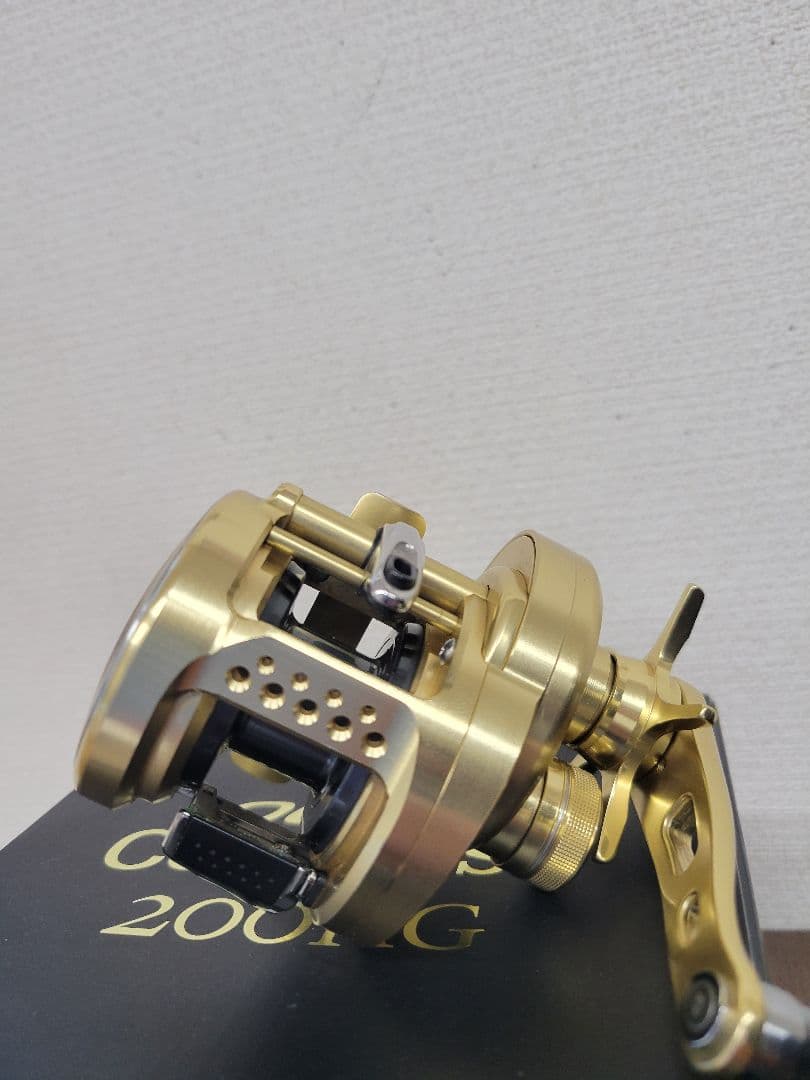 シマノ　オシアコンクエスト200ＨＧ　ゴメクサスハンドル　新品ＰＥライン付き