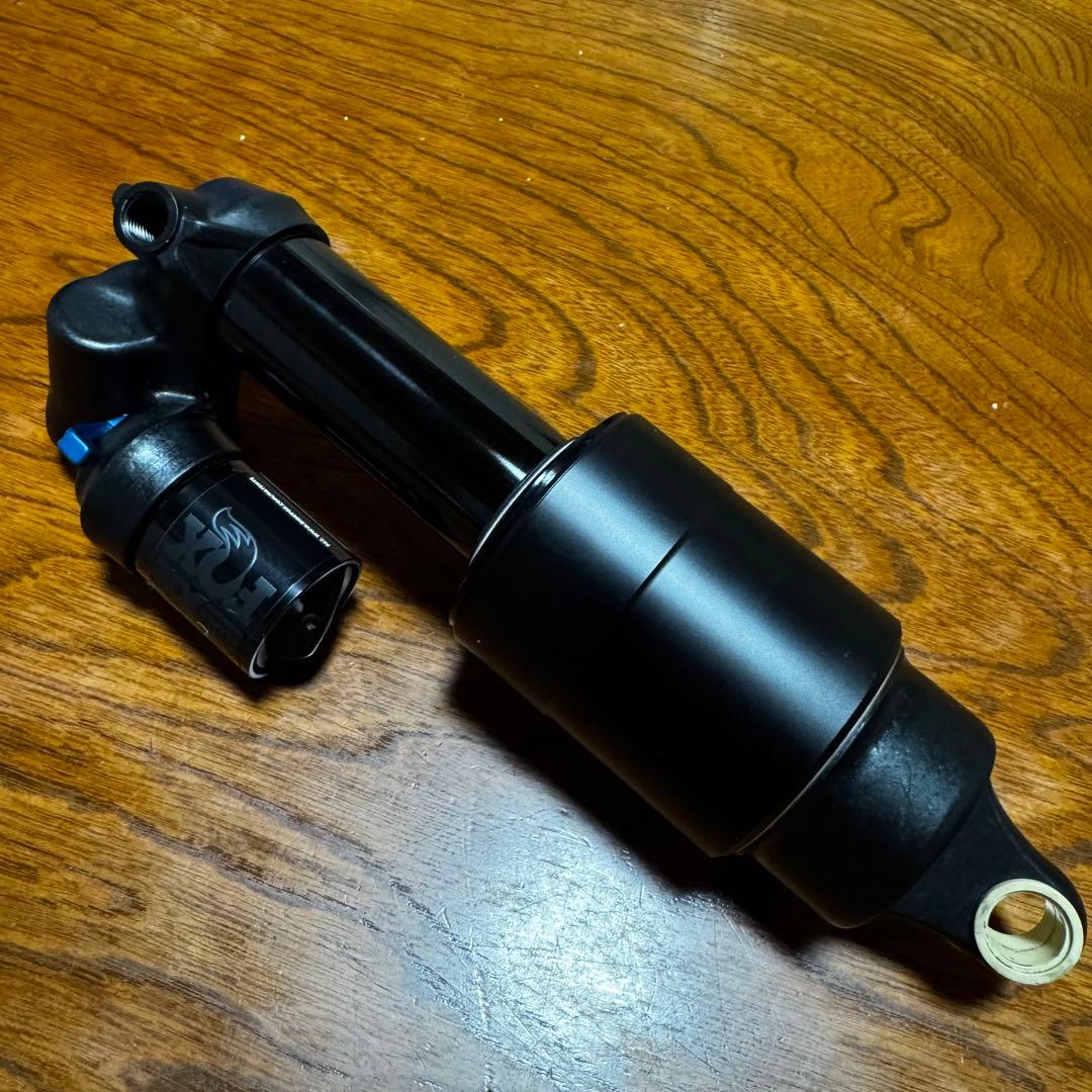 FOX / リアショック / 中古 / 送料無料