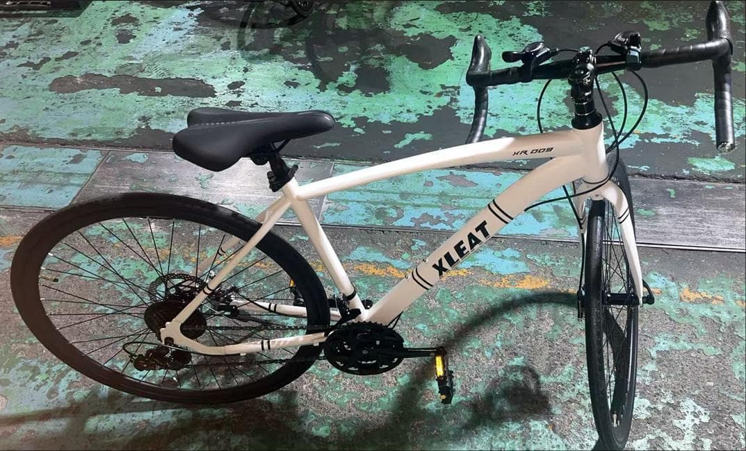 中古美品ロードバイク 自転車 初心者 21段変速　ホワイト