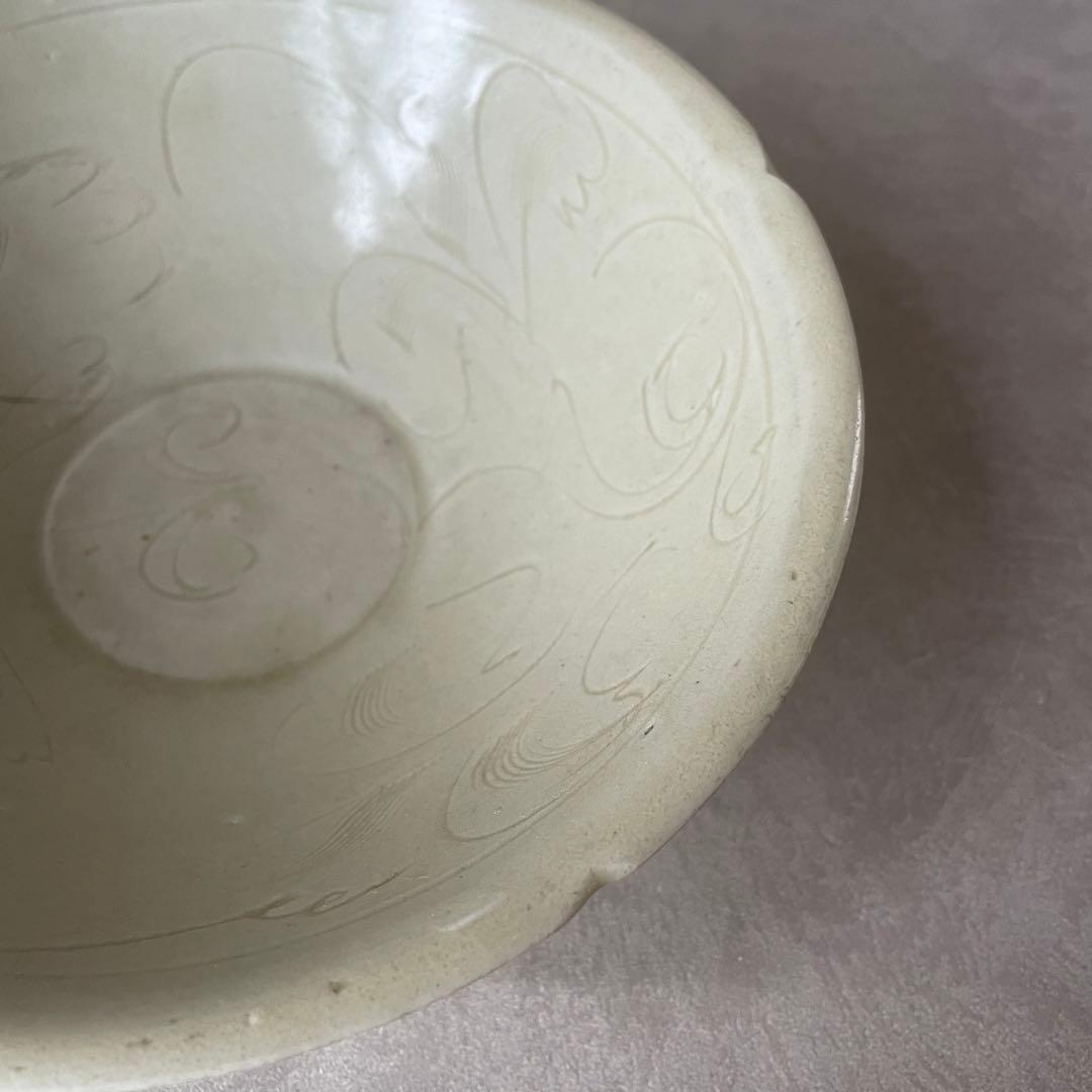 龍泉窯青磁 宋 南宋 元 青磁碗 陰刻 中国美術 中国古玩 骨董 古美術 茶道具